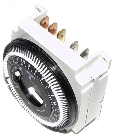 Intermatic Usd Time Clock 240 V 24 Hour With Override Switch FM120H