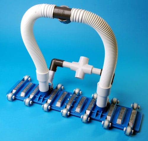 Pentair 24'' Flexible Plastic Commercial Vacuum Head #207