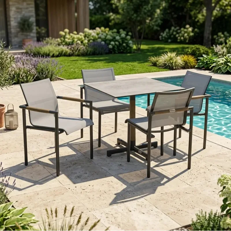 Mesa 5 Piece Dining Group